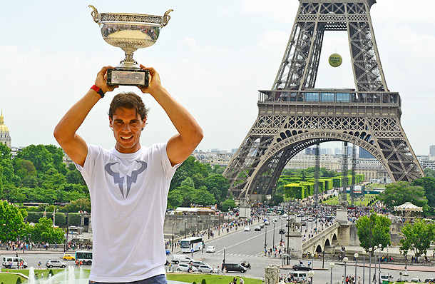 rafael-nadal-trophy-2